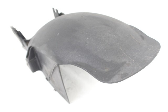 PIAGGIO BEVERLY 350 ST 672619 PARAFANGO POSTERIORE 11 - 20 REAR MUDGUARD