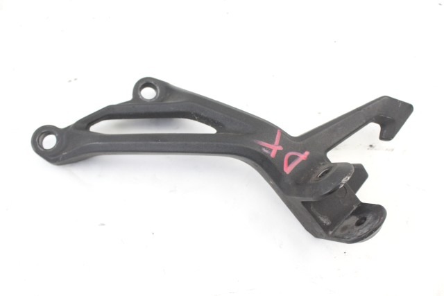 KAWASAKI Z 900 35063145318R STAFFA PEDANA POSTERIORE DESTRA ZR900B 17 - 20 REAR RIGHT FOOTREST HOLDER 35063136318R