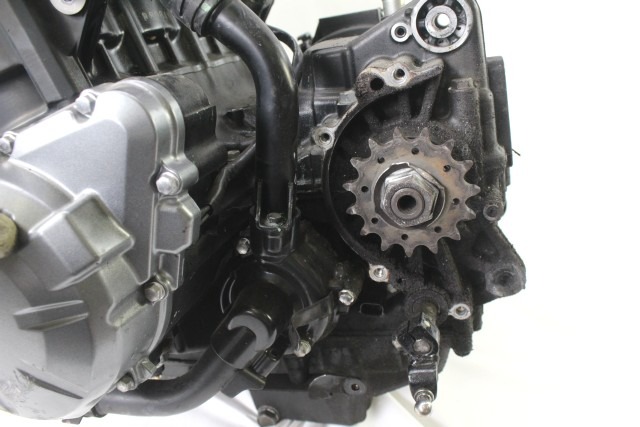 KAWASAKI Z 900 ZR900BE MOTORE KM 27.000 ZR900B 17 - 20 ENGINE