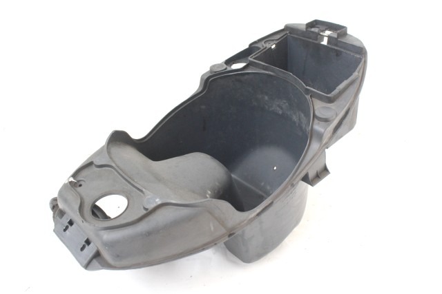 PIAGGIO LIBERTY 50 2T 622597 VASCA SOTTOSELLA PORTACASCO 04 - 15 HELMET COMPARTMENT 574481 575782 623347 