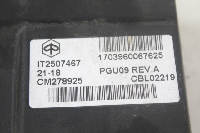 PIAGGIO ZIP 50 4T CM278925 5735125 KIT CHUIAVE ECU ACCENSIONE 18 - 20 KEY LOCK ECU KIT CM278919