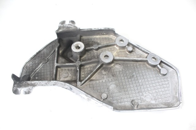 BMW K 1200 LT 46717682449 STAFFA PEDANA ANTERIORE SINISTRA K589 96 - 08 FRONT LEFT FOOTREST HOLDER SEGNI DI USURA