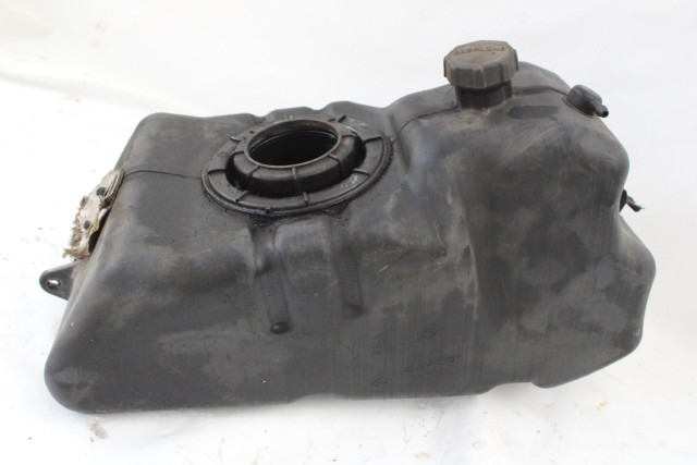 PIAGGIO BEVERLY 500 577874 SERBATOIO BENZINA 02 - 06 FUEL TANK ATTACCO DANNEGGIATO