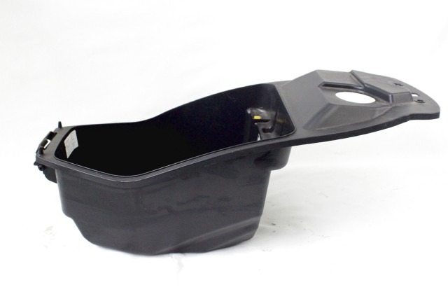 SYM FIDDLE II 50 S 81250X1A0000 VASCA SOTTOSELLA PORTACASCO HELMET COMPARTMENT