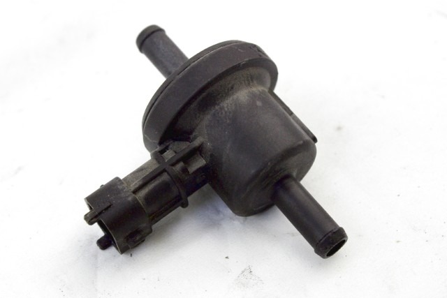 PIAGGIO MEDLEY 125 1A007936 VALVOLA ARIA SECONDARIA SFIATO 16 - 19 AIR VALVE 1A007682 1A007683