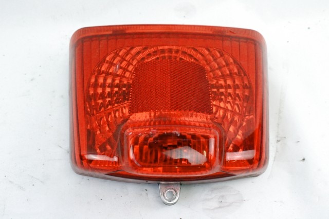 PIAGGIO VESPA GTS 300 SUPER 58266R FARO POSTERIORE 08 - 16 TAILLIGHT