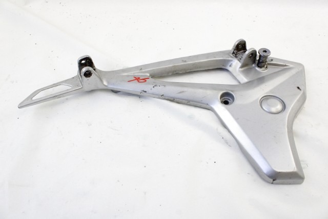 HONDA NC 750 X 50750MGSD30ZA STAFFA PEDANE SINISTRA RC90 18 - 20 LEFT FOOTRESTS BRACKET