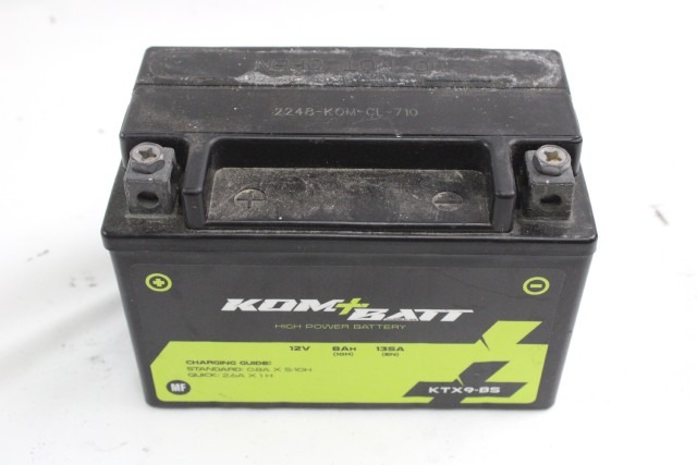 BATTERIA MOTO KOMBATT KTX9-BS 12V 8AH 135A BATTERY