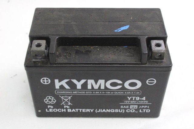 BATTERIA MOTO SCOOTER KYMCO YT9-4 12V 8AH BATTERY