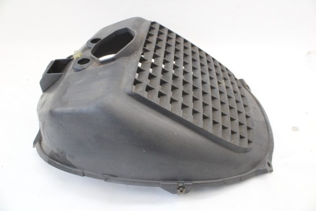 PIAGGIO X9 180 AMALFI 62358900E8 VANO PASSARUOTA GRIGLIA ANTERIORE 00 - 02 FRONT WHEEL HOUSING