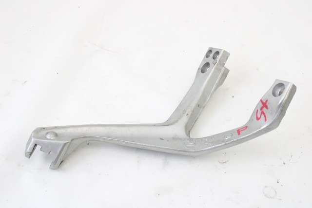 DUCATI PANIGALE V2 82411881BA STAFFA PEDANA POSTERIORE SINISTRA 20 - 24 REAR LEFT FOOTREST HOLDER 82411881AA