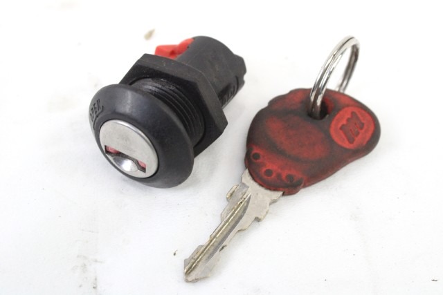 MALAGUTI CIAK 125 MASTER 4T KIT ACCENSIONE CHIAVI 02 - 06 KEY LOCK KIT