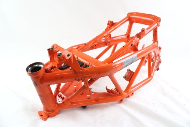 KTM 125 DUKE 93003001100EB TELAIO CON DOCUMENTI 21 - 23 FRAME WITH DOCUMENTS 93003001000EB DANNEGGIATO