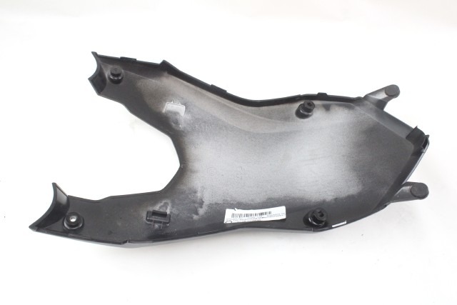 BMW F 700 GS 46638563522 CARENA CENTRALE SERBATOIO K70 14 - 17 CENTRAL TANK FAIRING ATTACCO DANNEGGIATO