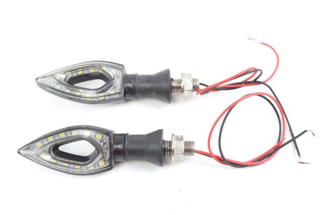 COPPIA FRECCE LED MOTO SCOOTER UNIVERSALI FLASHERS