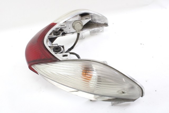 HONDA SH 300 33700KTW901 FARO POSTERIORE NF02 06 - 10 TAILLIGHT